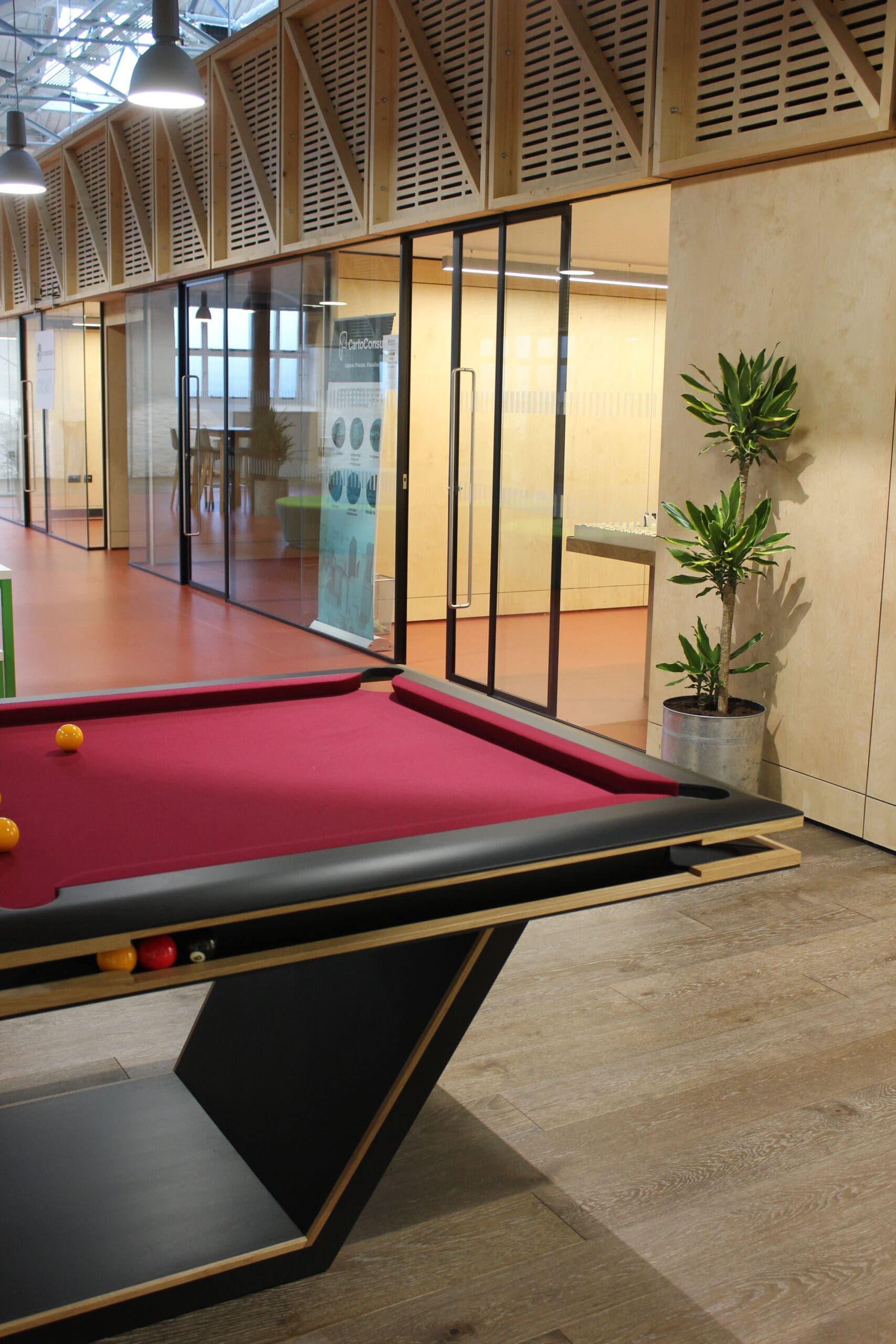 8ft English Sphinx Pool Table